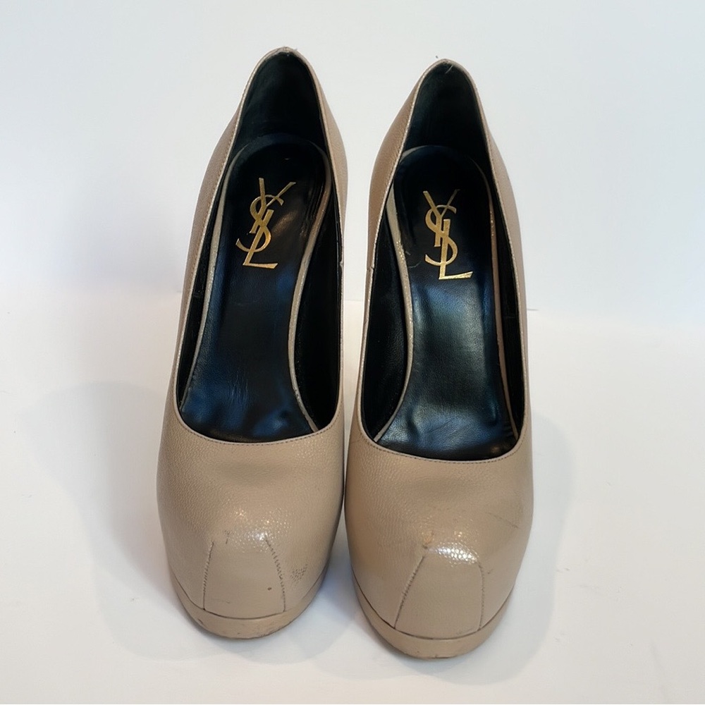 YSL tribtoo pump. nude